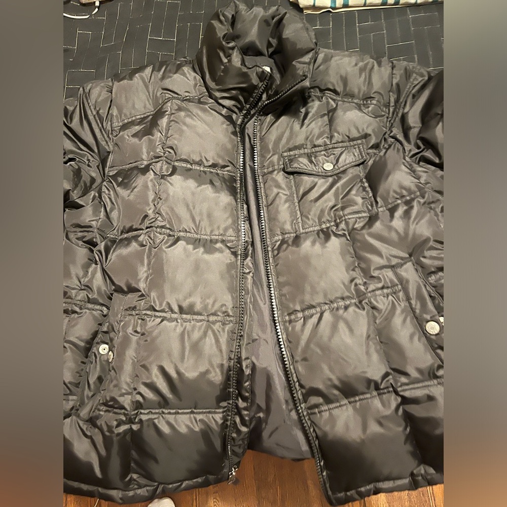 MENS J CREW DOWN PUFFER JACKET. (NO HOOD) SIZE LARGE GOOD CONDITION